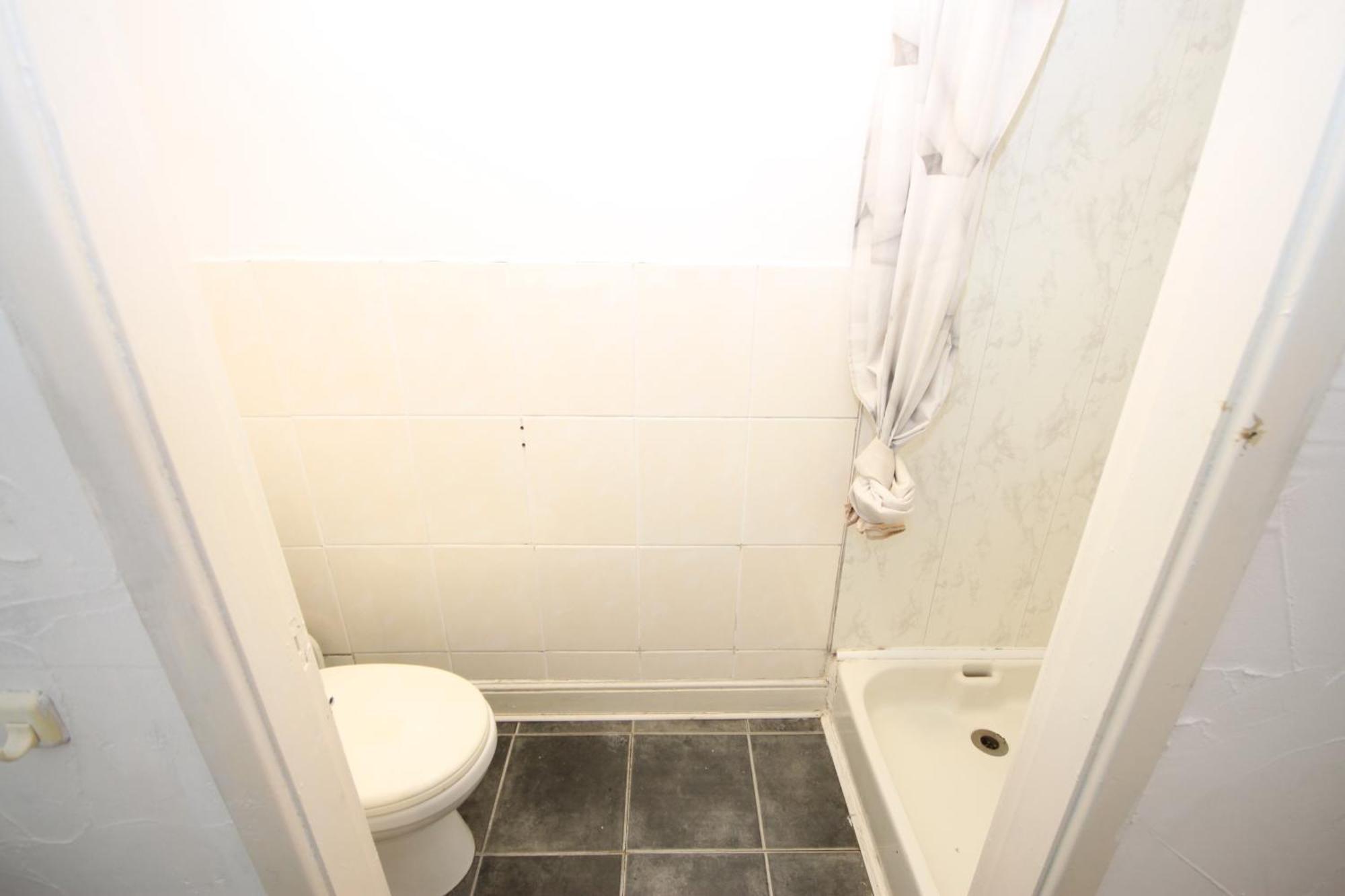 Barton Seaview, Self Catering Studio Apartments, Promenade & Central Beach Location, Families, Couples Or 23 Years Plus Only, Free Parking Blackpool Szoba fotó