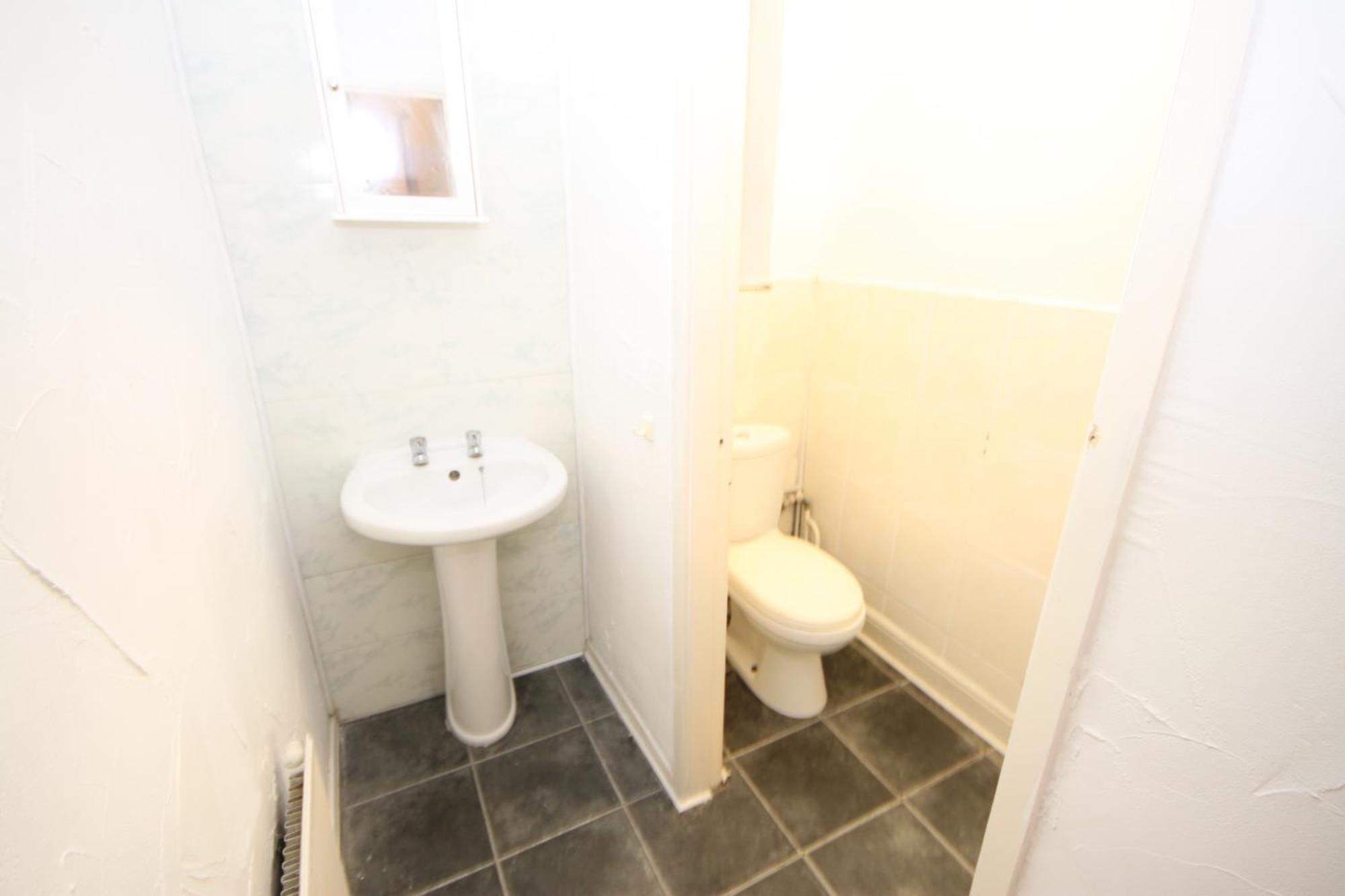 Barton Seaview, Self Catering Studio Apartments, Promenade & Central Beach Location, Families, Couples Or 23 Years Plus Only, Free Parking Blackpool Szoba fotó